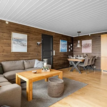 Lovely With Amazing View And Sauna アパート *