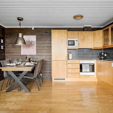 Lovely With Amazing View And Sauna